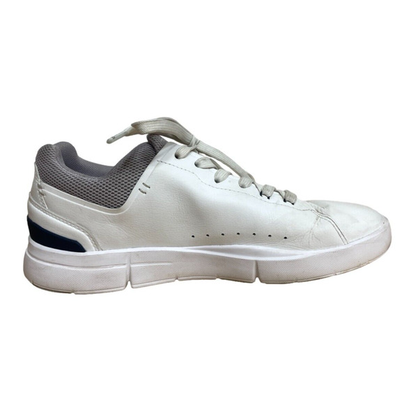 On Running Women's Sneakers - White and Gray - Picture 5 of 11